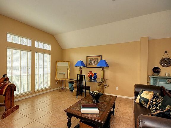 3rd image of 8019 Trophy Place Dr