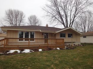 142 W Althea Dr, Grafton, WI 53024