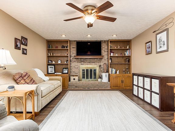 4th image of 6472 Portage Path Ct