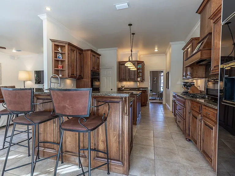 7316 Northbrook Cir — Photo 18