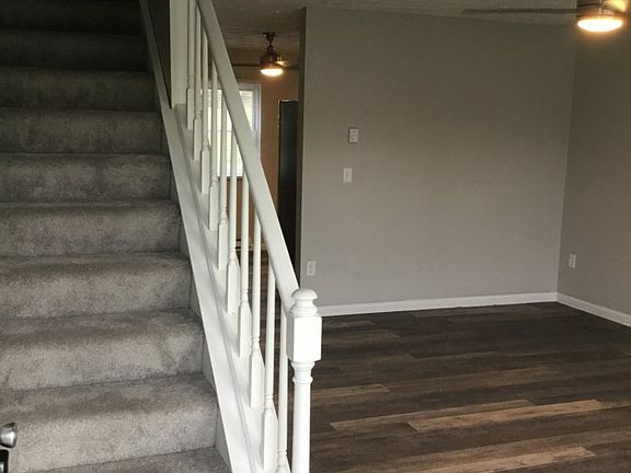 2nd image of 6740 Shadowbrook Dr