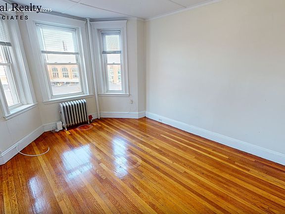 2nd image of 1181 Boylston St #23