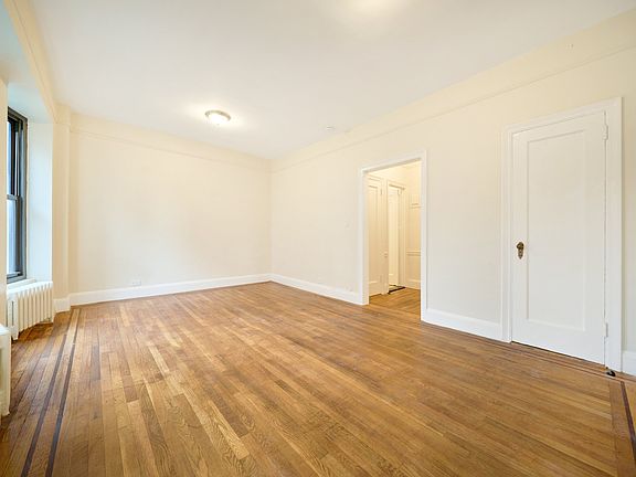 3rd image of 78 Manhattan Ave APT 4E