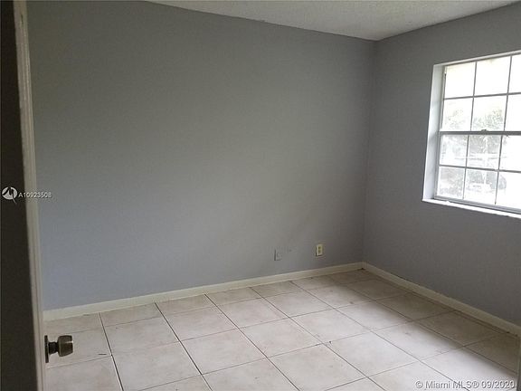 3rd image of 11450 NW 43rd St #11450