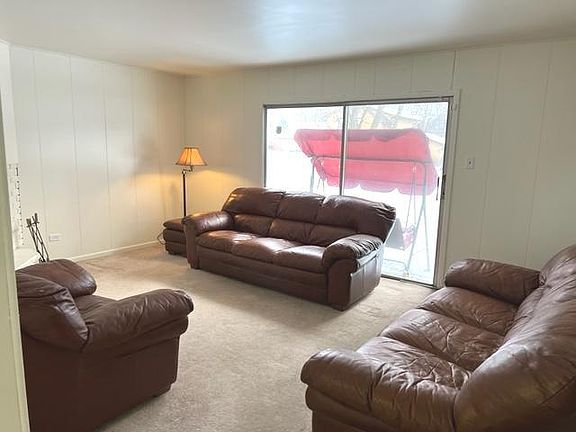 5th image of 17619 Anthony Ave