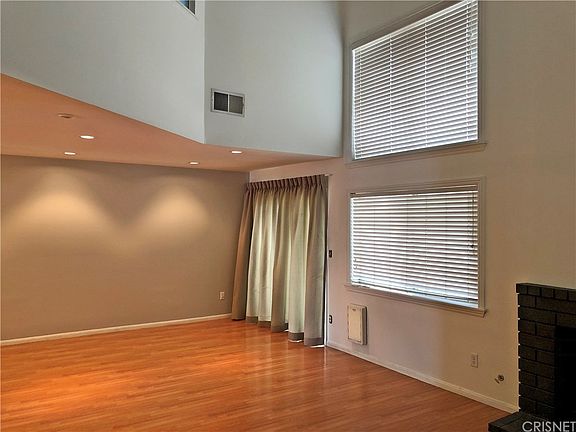 4th image of 25975 Pueblo Dr