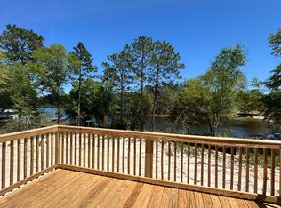 719 Windflower St, Defuniak Springs, FL 32433