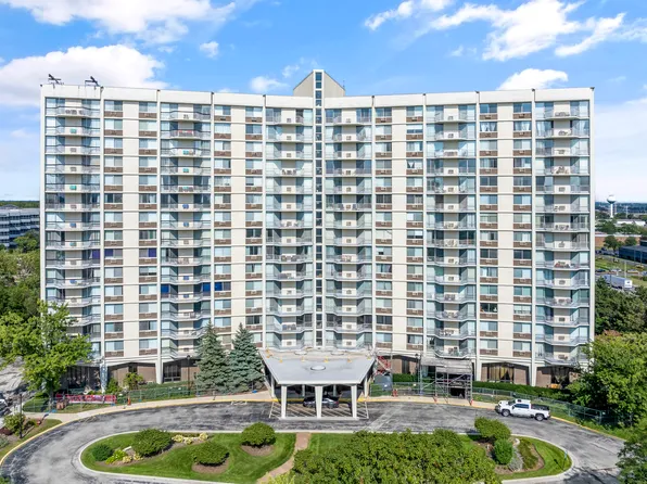 40 N Tower Rd APT 7K, Oak Brook, IL 60523