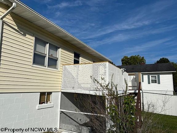 4th image of 22 Reger Ave