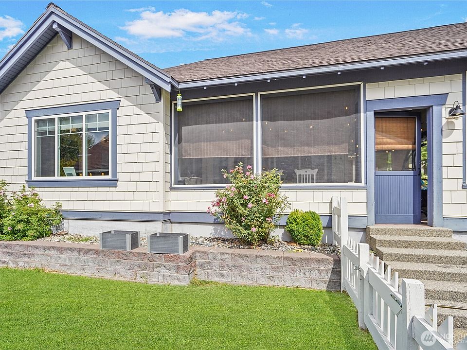 1st image of 102 Firerock Lane