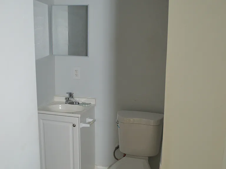 2413 Reisterstown Rd #2 — Photo 6