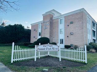 73 Park Ave #405, Danbury, CT 06810