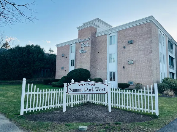 73-79 Park Avenue #405, Danbury, CT 06810