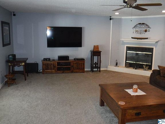 5th image of 14913 Clovercrest Dr SE