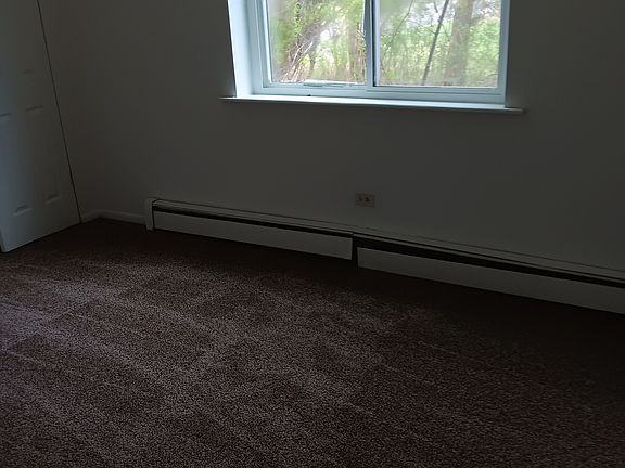 3rd image of 17814 S Oak Park Ave #1N