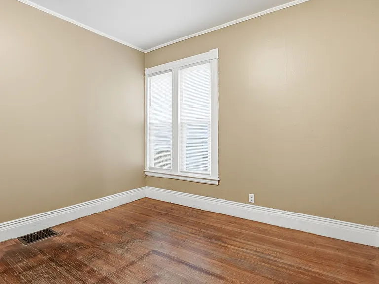 461 Goodman St S #1 — Photo 6