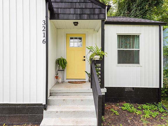 2nd image of 3216 Ashland Ave