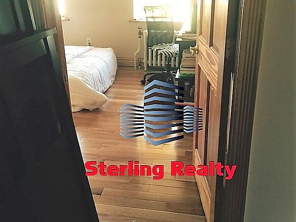 3rd image of 3121 41st St #3
