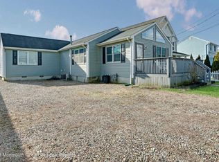 26 Passaic St, Middletown, NJ 07748