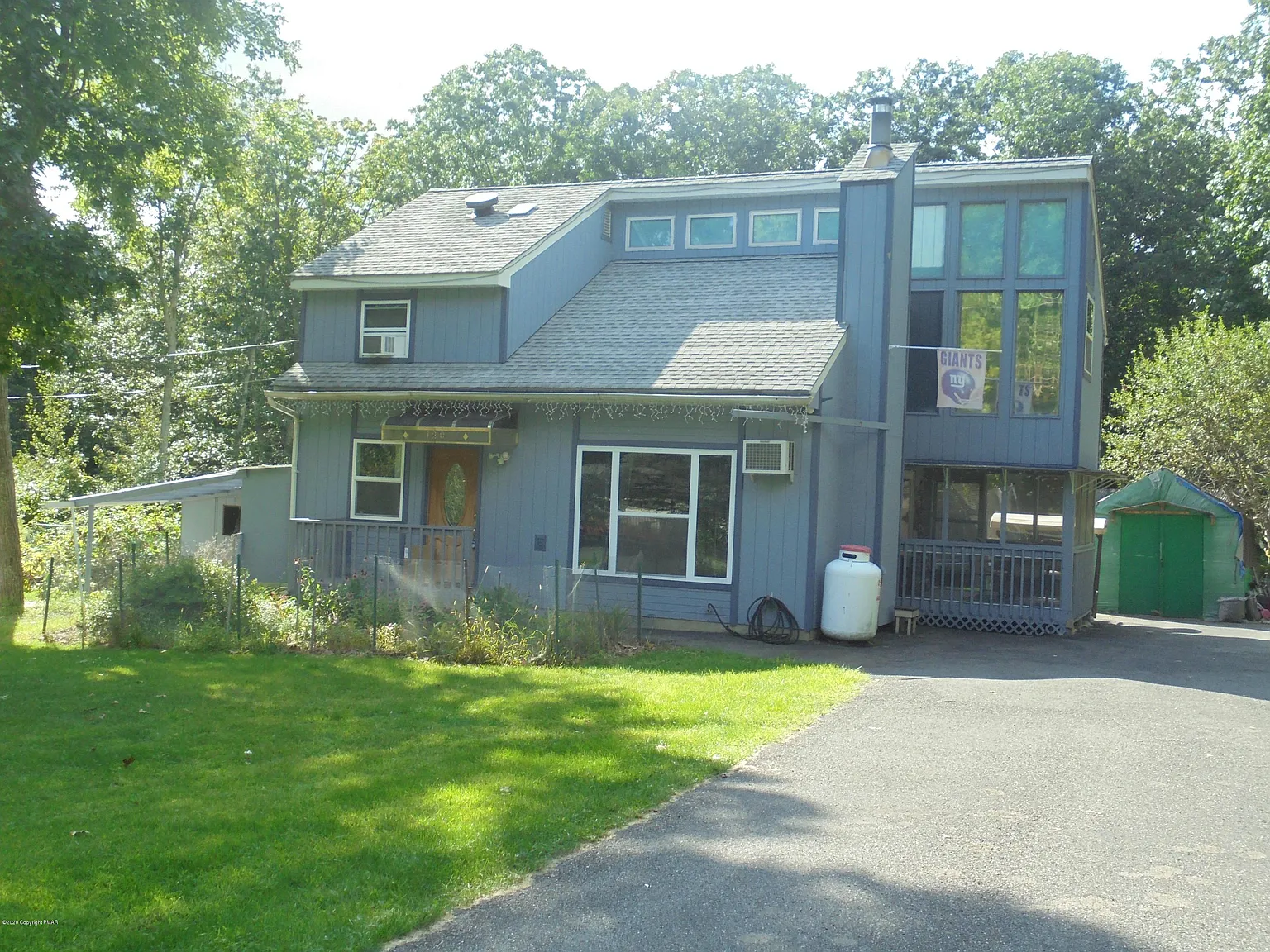 120 Cathleen Dr photo 1