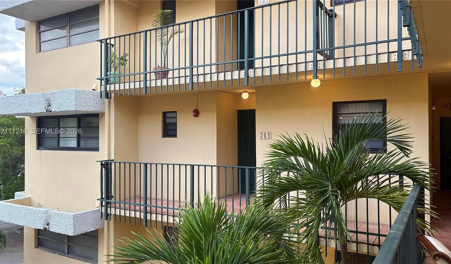 Quinary Club Apts Condo — Photo 4