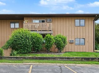 125 Kingswood Dr APT 1D, Red Wing, MN 55066