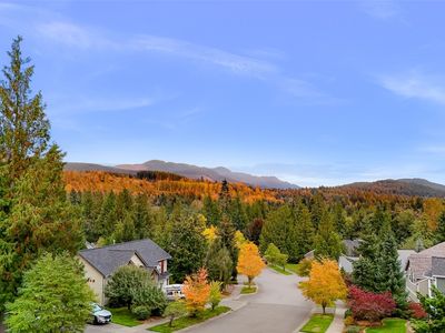 865 South Hills Drive, Bellingham, WA, 98229