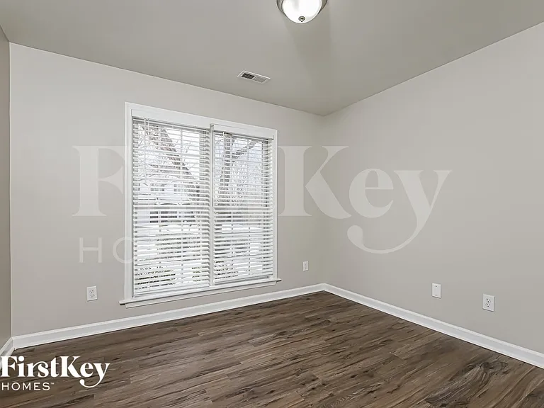 5902 Black Willow Dr — Photo 11