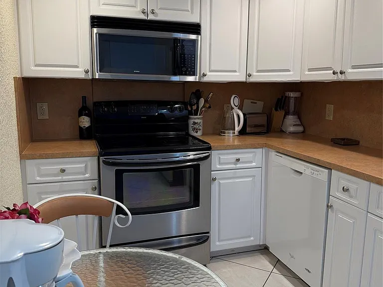 101 Briny Ave #1609 — Photo 8