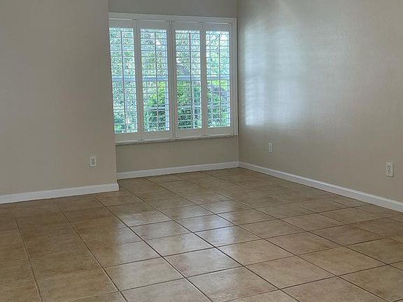 2nd image of 581 Campus St #B