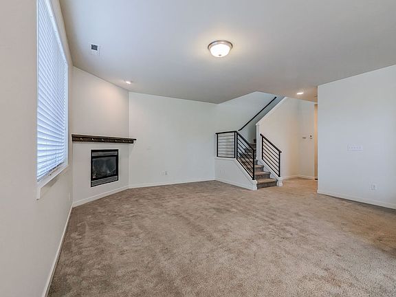 4th image of 15904 14th Ave W