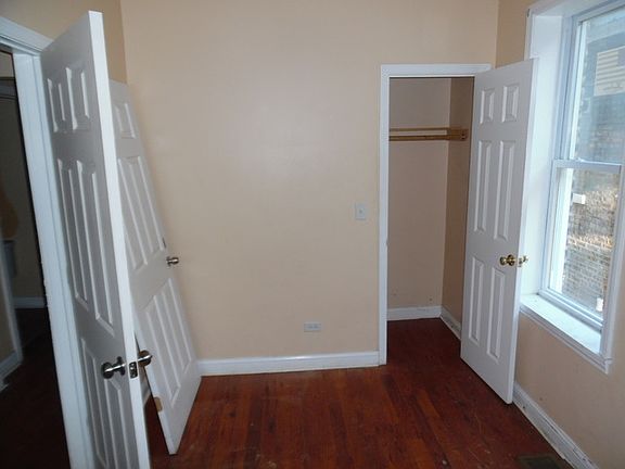 5th image of 6750 S Artesian Ave