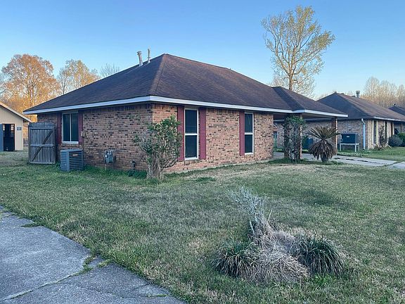 3rd image of 3454 Sterling Dr