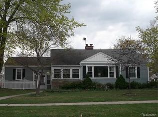 105 N 9th St, Saint Clair, MI 48079