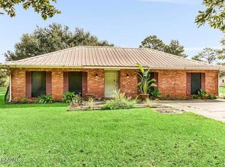 9533 North Rd, Abbeville, LA 70510