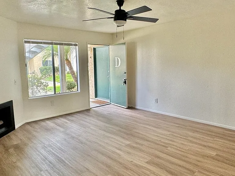 3515-3563 Roosevelt St - Su Casa Apartments — Photo 31