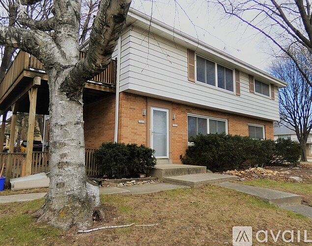 1st image of 11610 W Elmhurst Pkwy #11610