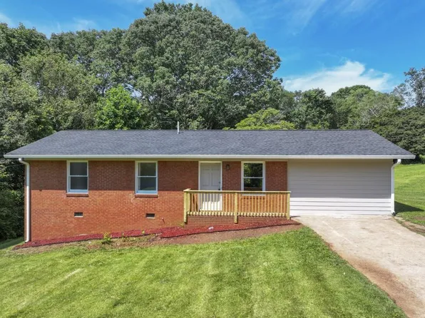 4094 Sharon Dr, Gainesville, GA 30507