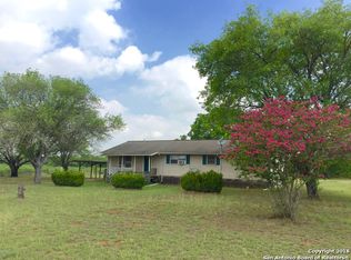 1515 Fairview Rd, Pleasanton, TX 78064