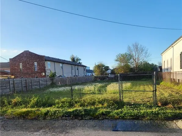 1615-1617 Urquhart St, New Orleans, LA 70116