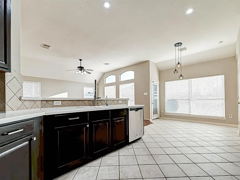 21923 Shady Heath Ln — Photo 15