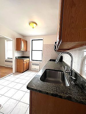 3rd image of 100-25 Queens Blvd #5CC
