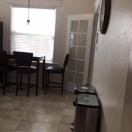 102 W Fulton St #2 — Photo 7