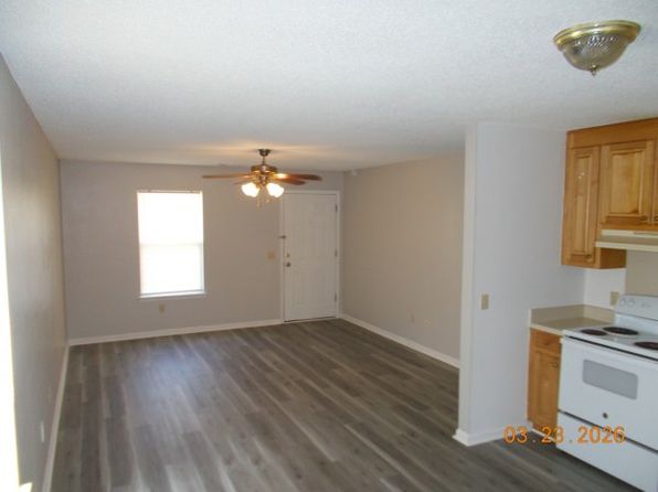 1826 Highway 75 S Unit 6