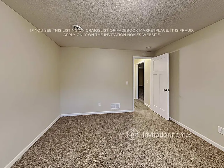 5644 Maryland Ave N — Photo 12