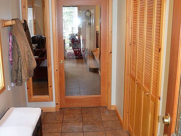Large Mudroom & Closet