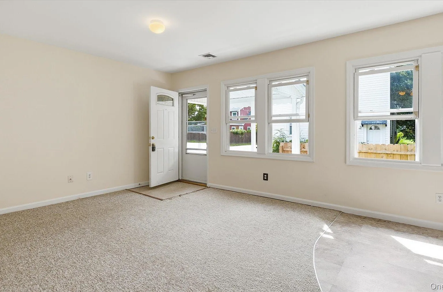 2 bed, 1.0 bath, 660 sqft, $2,700 — Photo 4