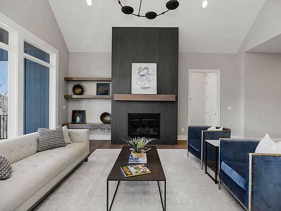 7th image of this home