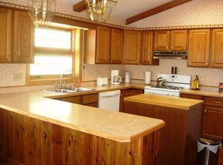 6300 Snowflake Dr, Eagle River, WI 54521