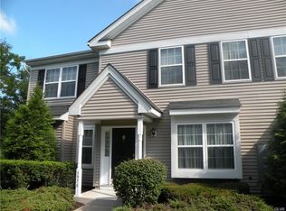 5976 Saratoga Ln, Coopersburg, PA 18036